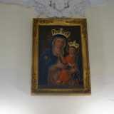 Sopra l�altare maggiore � presente un�altra immagine della Madonna delle Grazie: � una tela risalente al XVIII secolo attribuita al pittore Michele Lapegna
